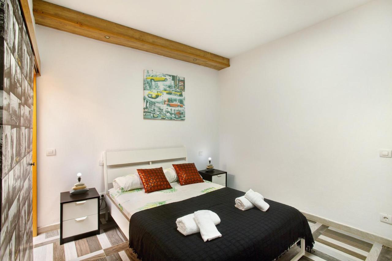 C 2 En Vecindario Appartement